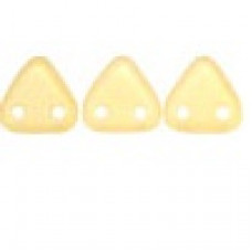 CzechMates Triangles 10 grams  Matte Iris Topaz MG1006